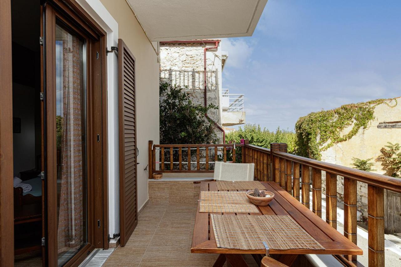 Pension Lucy Panormos  Экстерьер фото