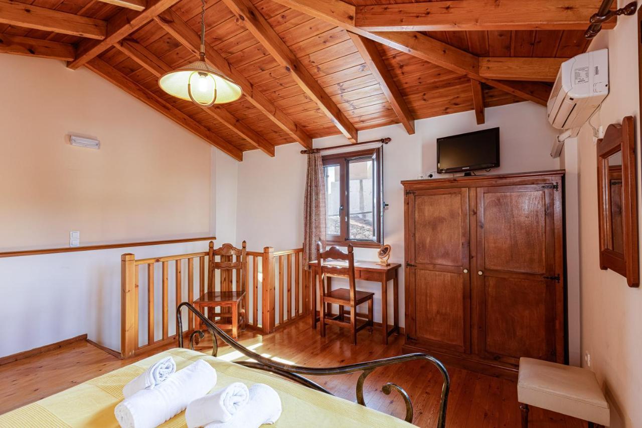 Pension Lucy Panormos  Экстерьер фото