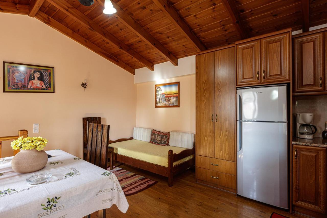 Pension Lucy Panormos  Экстерьер фото